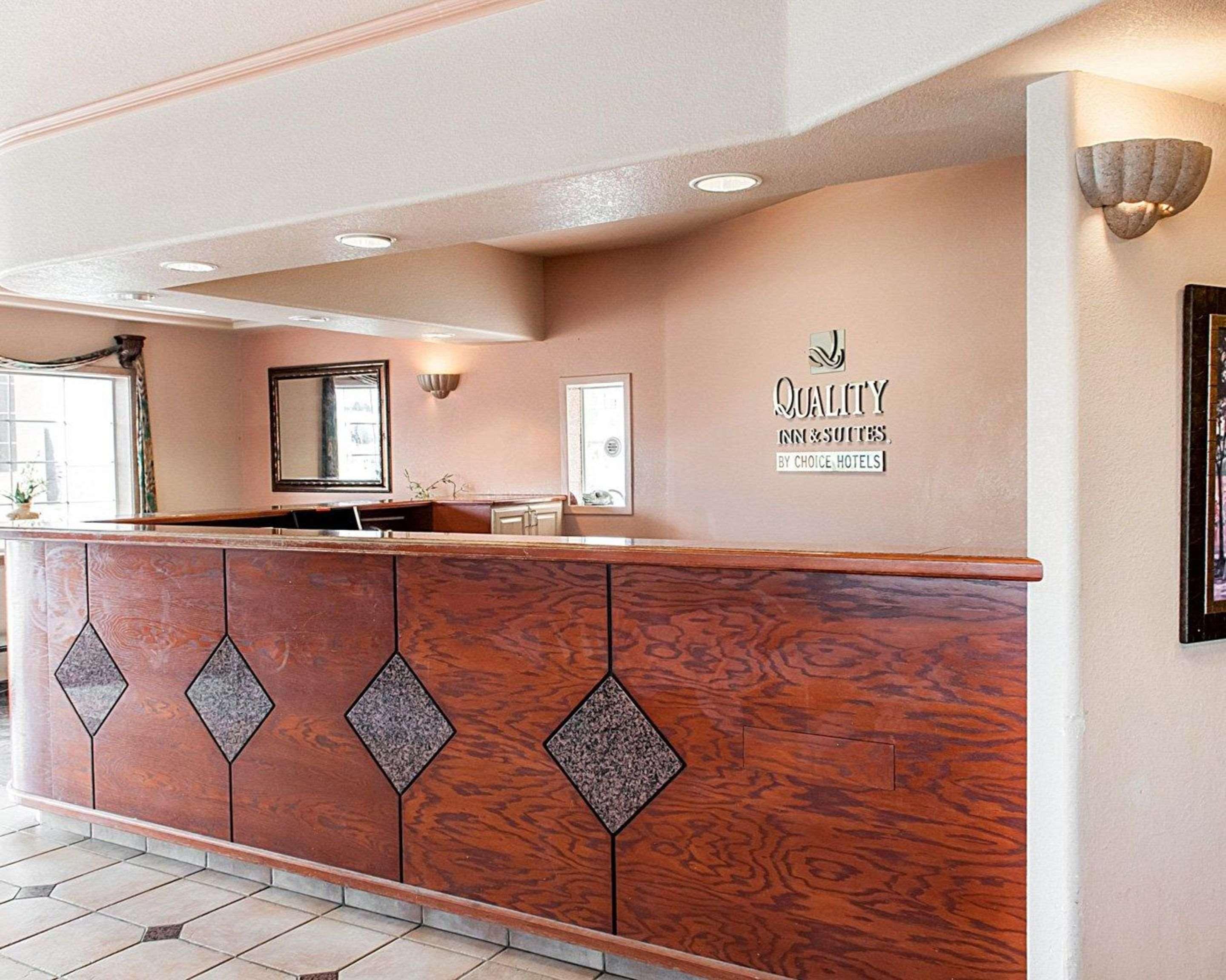 Quality & Cruces - Area
