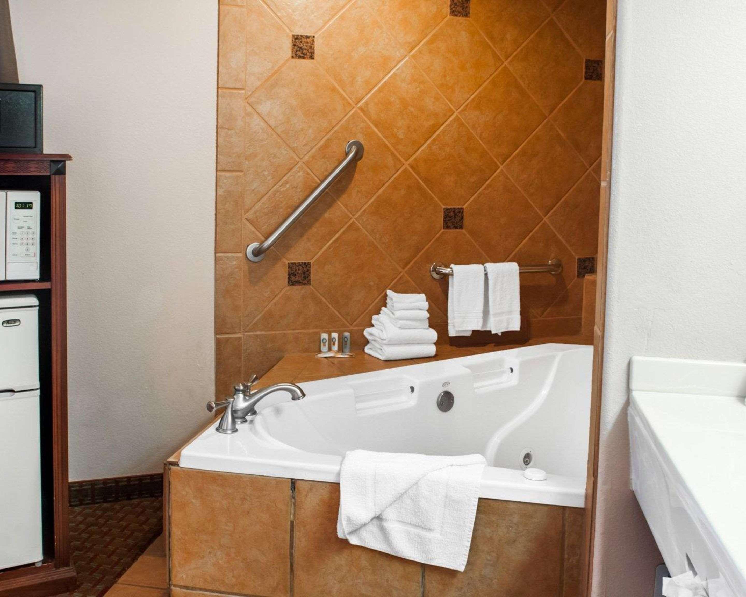 Quality & Cruces - Area 2* Las Cruces
