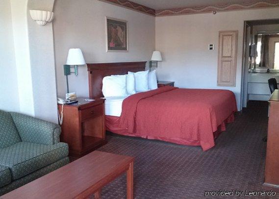 Hotel Quality & Cruces - Area 2*